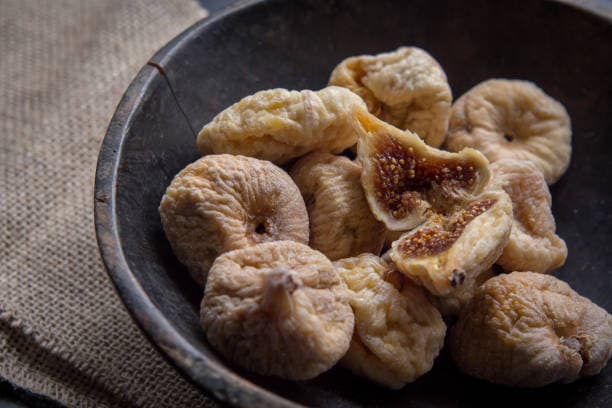 خرید انجیر خشک فشرده + فروش صادراتی